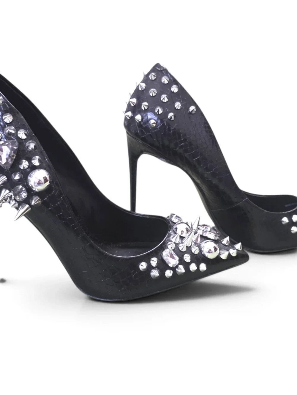 NEW Seve Madden Black Veronicka Silver Studded Pointed Toe Pump 7.5